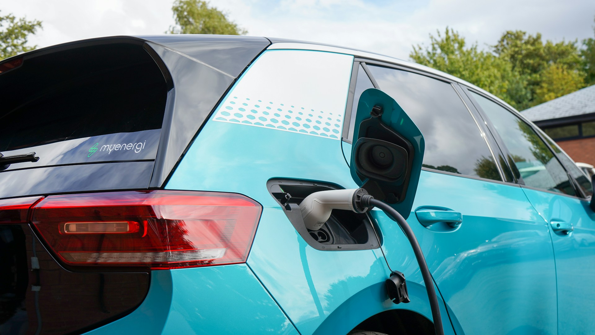 Corollas elektrische Wende und der Wettlauf um die „Traumbatterie“: Toyotas Strategie für die nächste Ära